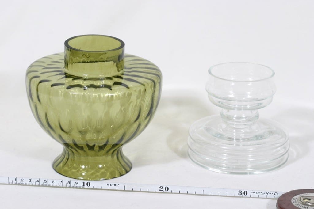 Riihimäen lasi Apollo kynttilälyhty, oliivinvihreä, suunnittelija Nanny Still, rihlakoriste kuva 3