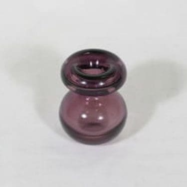 Riihimäen lasi Pörriäinen maljakko, signeerattu, suunnittelija Nanny Still, signeerattu, pieni