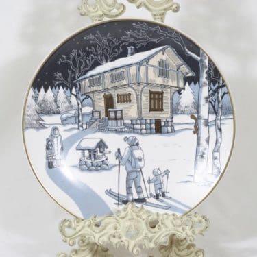 Arabia Joululautanen vuosilautanen, 1993, suunnittelija Tove Slotte, 1993, signeerattu