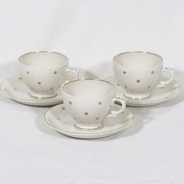 Arabia TI kahvikupit, kultakoriste, 3 kpl, suunnittelija Niilo Jantunen, kultakoriste, painokoriste