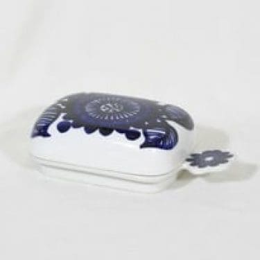 Arabia Köökki voirasia, käsinmaalattu, suunnittelija Gunvor Olin-Grönqvist, käsinmaalattu, signeerattu