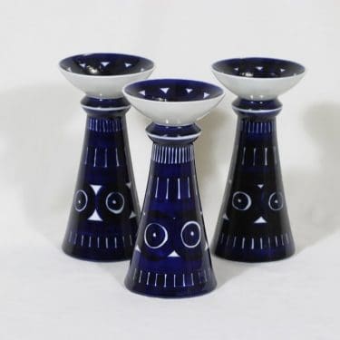 Arabia Valencia kynttilänjalat, 3 kpl, suunnittelija Ulla Procope, käsinmaalattu, signeerattu, suuri