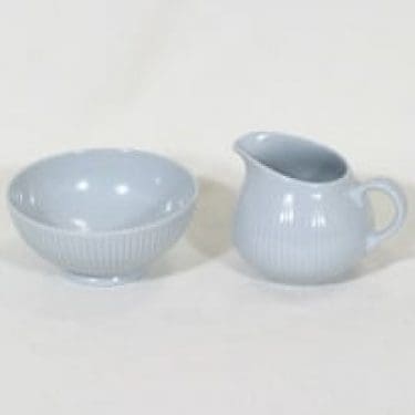 Arabia Sointu sokerikko ja kermakko, vaaleansininen, suunnittelija Kaj Franck,