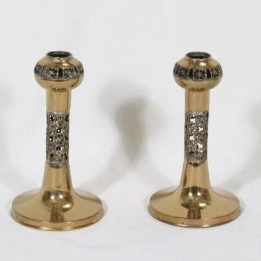 Turun hopea 1961/S kynttilänjalat, pronssi, 2 kpl, suunnittelija Pentti Sarpaneva, pronssi