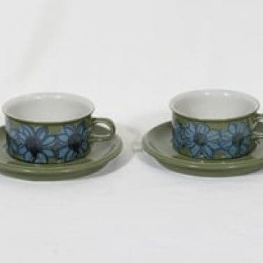 Arabia S teekupit, 27 cl, 2 kpl, suunnittelija Hilkka-Liisa Ahola, 27 cl, käsinmaalattu, signeerattu