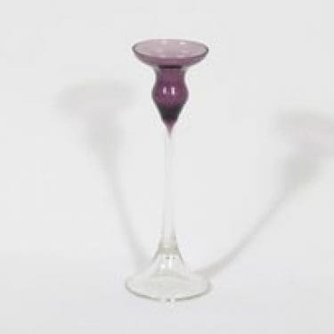 Kumela 354=5007 kynttilänjalka, lila|kirkas, suunnittelija Marjut Kumela,