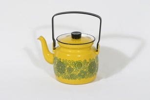 Finel Primavera kahvipannu, keltainen, suunnittelija Raija Uosikkinen, pieni, serikuva, retro