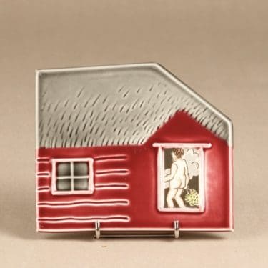 Arabia Runon mailla koristelaatta, suunnittelija Kerttu Nurminen, serikuva, signeerattu