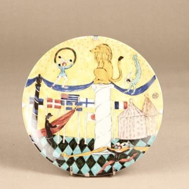 Arabia horoskooppi seinälautanen, Leijona, suunnittelija Dorrit von Fieandt, Leijona, horoskooppiaihe