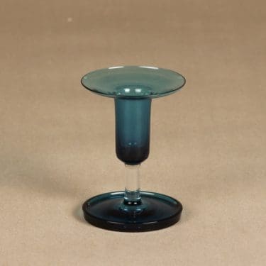 Riihimäen lasi Harlekiini kynttilänjalka, sininen, suunnittelija Nanny Still, signeerattu