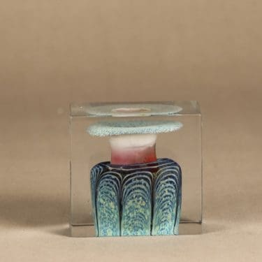 Nuutajärvi taidelasi, Vuosikuutio 1987, tilaustyö, suunnittelija Oiva Toikka, Vuosikuutio 1987, tilaustyö, signeerattu