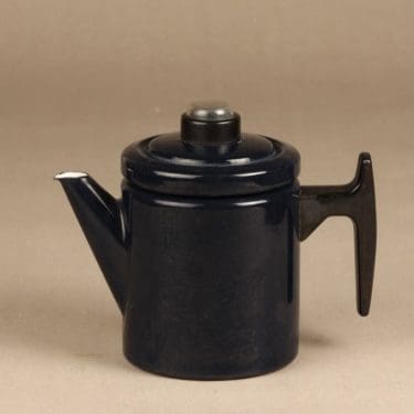Finel Pikku-Pehtoori kahvipannu, 1 l, suunnittelija Antti Nurmesniemi, 1 l