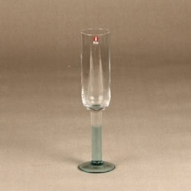 Iittala Mondo kuohuviinilasi, kirkas, vihreä, suunnittelija Kerttu Nurminen,