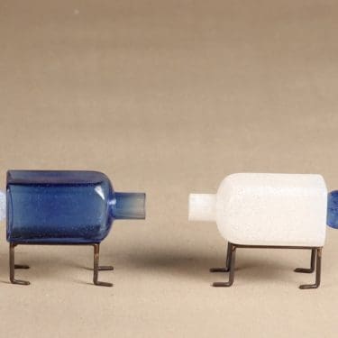 Nuutajärvi Sini ja Valko taide-esineet, suunnittelija Markku Salo, signeerattu, numeroitu