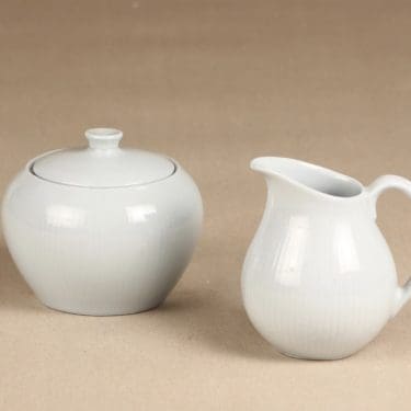 Arabia Sointu sugar bowl and creamer, light blue, Kaj Franck