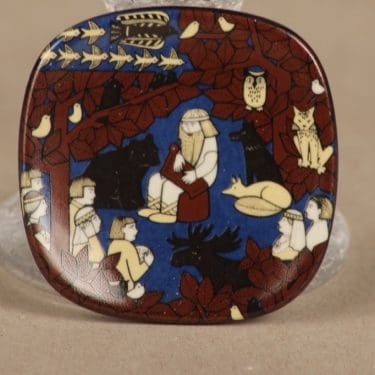 Arabia Kalevala Mini Annual plate, factory visit designer Raija Uosikkinen 