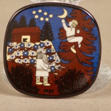Arabia Kalevala factory visit mini wall plate 1987 designer Raija Uosikkinen 