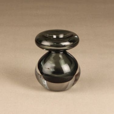 Riihimäen lasi Pörriäinen maljakko, harmaa, suunnittelija Nanny Still, signeerattu