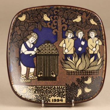 Arabia Kalevala vuosilautanen, 1994, suunnittelija Raija Uosikkinen, 1994, serikuva, Kalevala-aihe