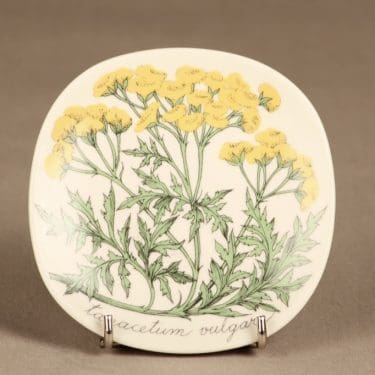 Arabia Botanica koristelautanen, Pietaryrtti, suunnittelija Esteri Tomula, Pietaryrtti, serikuva, kukka-aihe