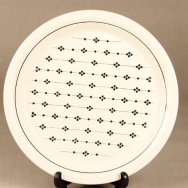 Arabia Kartano tarjoiluvati, mustavalkoinen, suunnittelija Esteri Tomula, painettu ja maalattu