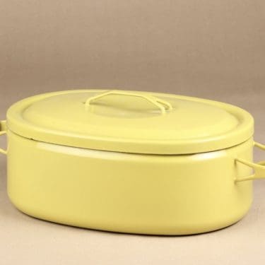 Finel Finella uunivuoka, vihreä, suunnittelija Seppo Mallat, emali