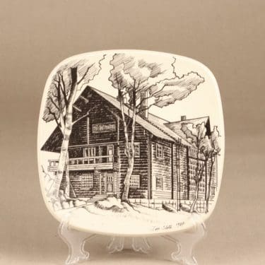 Arabia Halosenniemi seinälautanen, mustavalkoinen, suunnittelija Tove Slotte,