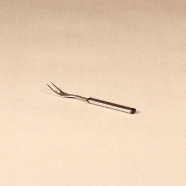 Hackman Elegia cold meat fork, designer Ahti Majuri