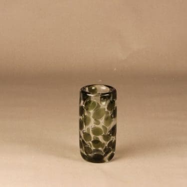 Nuutajärvi Pantteri taidelasi, kirkas/vihreä, suunnittelija Saara Hopea,