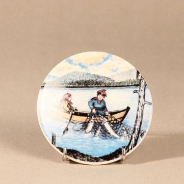 Arabia seinälautanen, Kalansaalis, suunnittelija Andreas Alariesto, Kalansaalis, Kalansaalis