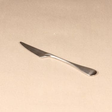 Hackman Mango veitsi, hopeanvärinen, suunnittelija Nanny Still,