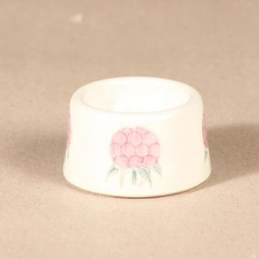 Arabia Marja munakuppi, käsinmaalattu, suunnittelija Esteri Tomula,