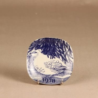 Arabia Vuosilautanen annual plate, 1978, designer Gunvor Olin-Grönqvist, silk screening