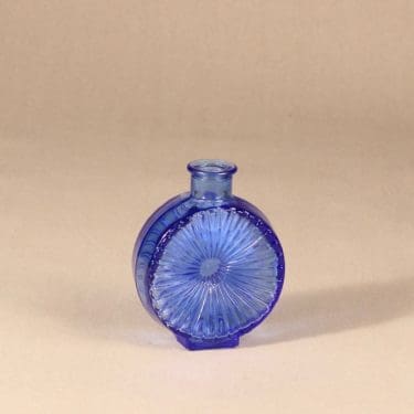 Riihimäen Lasi Aurinkopullo bottle size ¼ design Helena Tynell