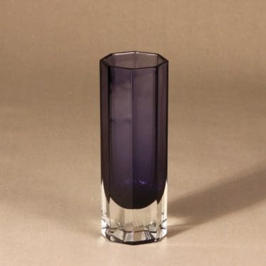 Nuutajärvi Mutteri vase, clear/lilac, Kaj Franck