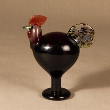 Nuutajärvi koristelintu, Kukko (Rooster), suunnittelija Oiva Toikka, Kukko (Rooster), signeerattu, vuosilintu