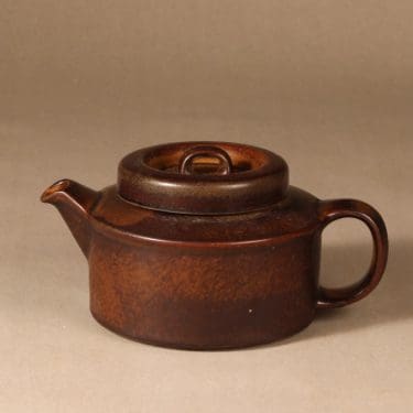 Arabia Ruska teekaadin, 1.35 l, suunnittelija Ulla Procope, 1.35 l, ruskea lasite