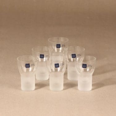 Nuutajärvi Marius lasi, 4 cl, 4 kpl, suunnittelija Markku Salo, 4 cl, matta, pieni