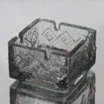 Tamara Aladin tuhka-astia