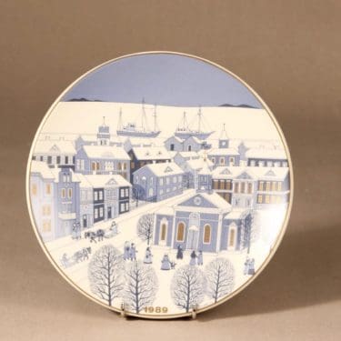 Arabia Christmas plate 1989 designer Raija Uosikkinen