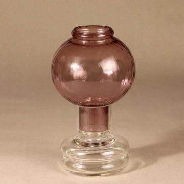 Riihimäen lasi Tuikku kynttilälyhty, lila, suunnittelija Nanny Still,