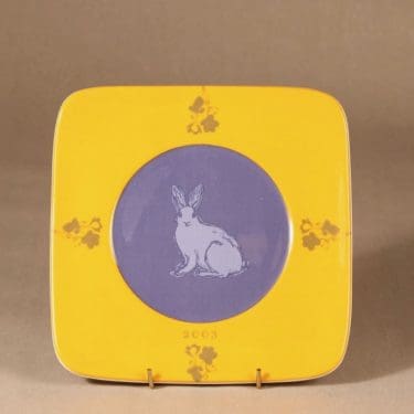 Arabia Flora & Fauna vuosilautanen, 2003, suunnittelija Eeva Sivula|Pekka Toivonen, 2003, serikuva, 2003, jänis