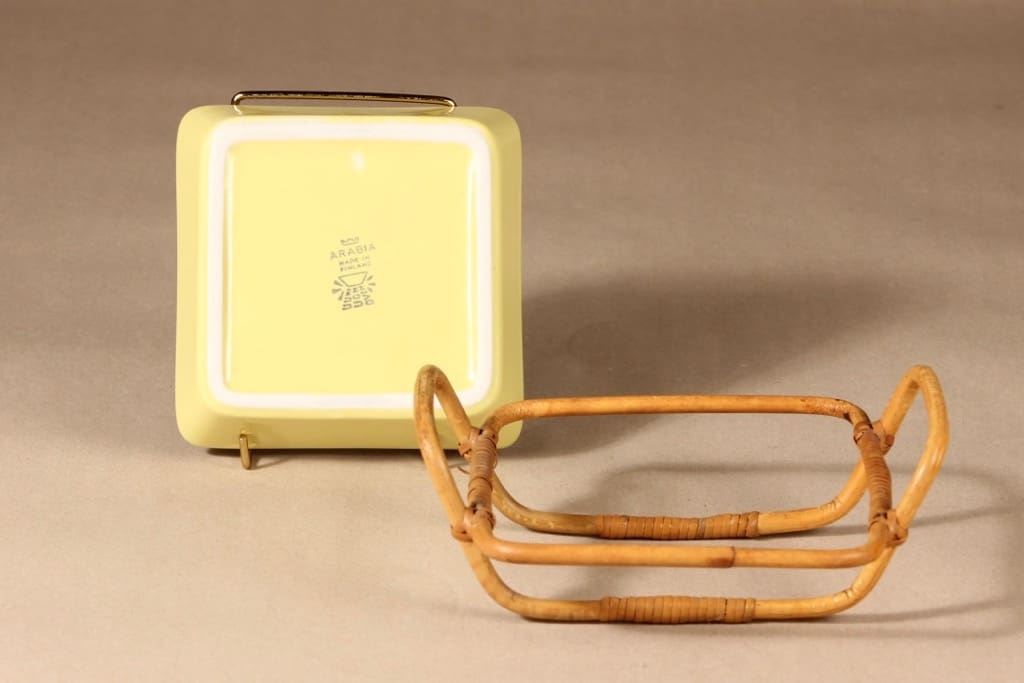 Arabia Kilta kulho rottinkikorilla, keltainen, suunnittelija Kaj Franck, rottinkikori kuva 3