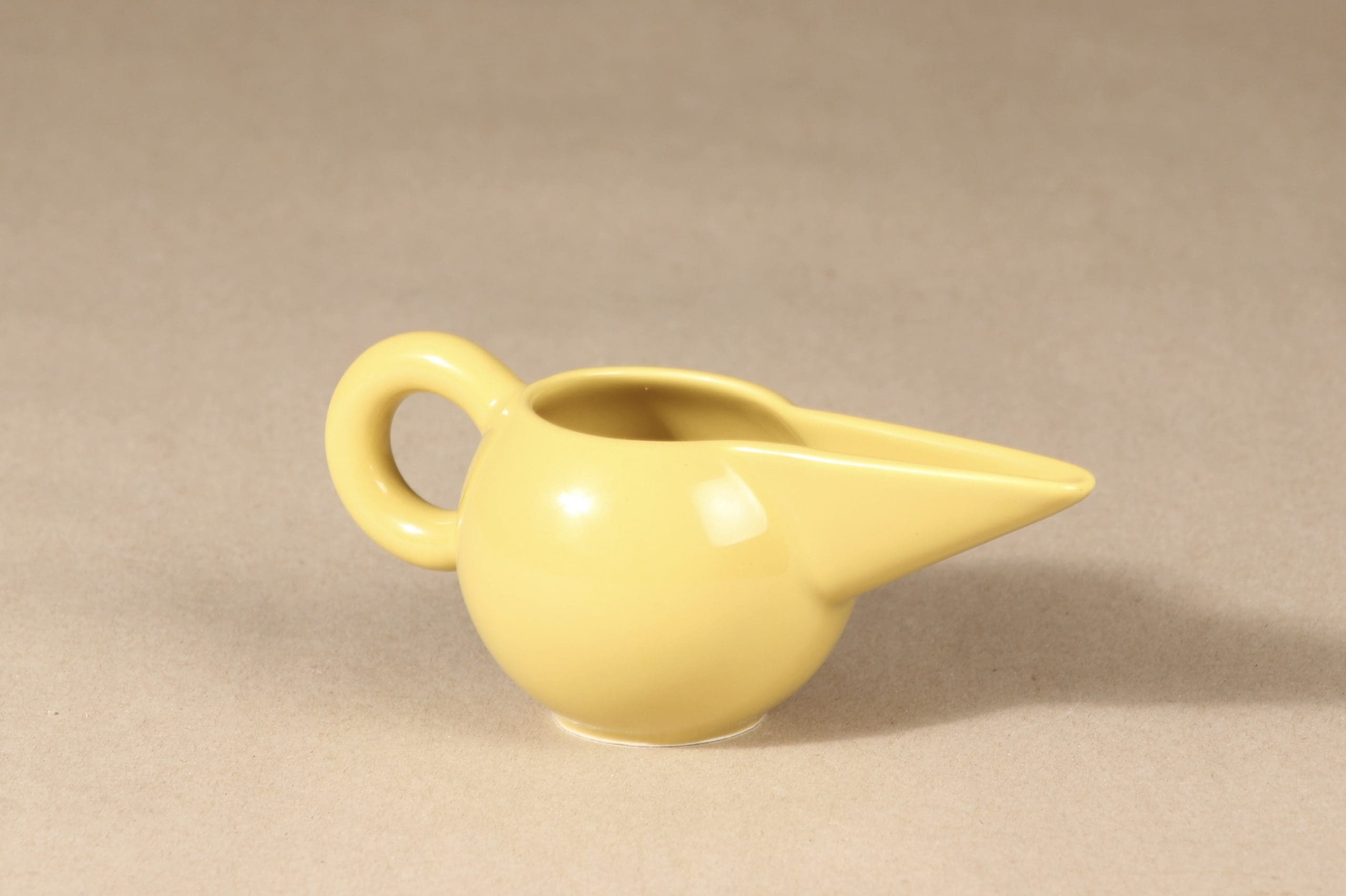 Arabia Storybirds Omar creamer, yellow design Kati Tuominen-Niittylä