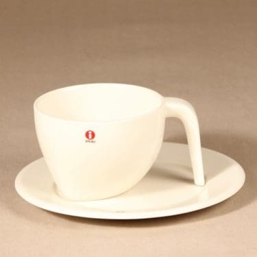 Arabia Ego aamiaiskuppi ja lautanen, 4 dl