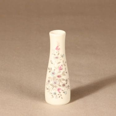 Arabia Fennica maljakko, käsinmaalattu|signeerattu, suunnittelija Esteri Tomula, käsinmaalattu, signeerattu, signeerattu, käsinmaalattu