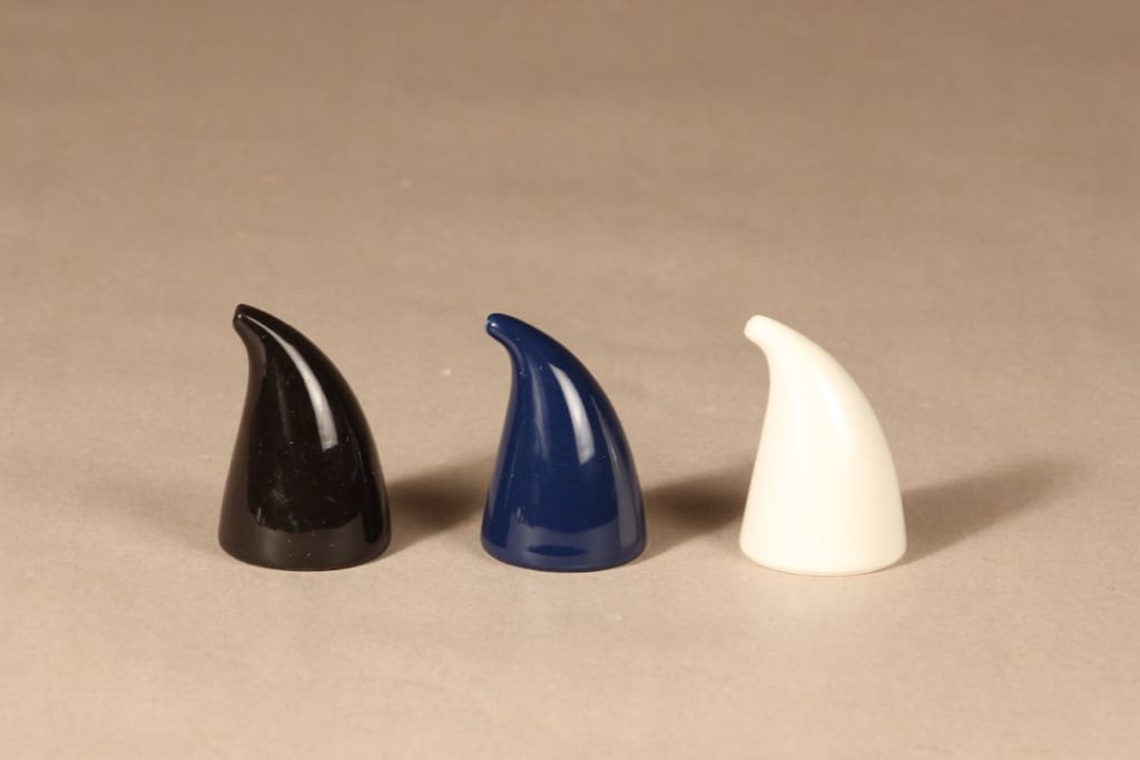 Arabia Kilta sirotin, 3 kpl, 3 kpl, suunnittelija Kaj Franck, 3 kpl, leimat kuluneet pois, tyypillistä tämän aikakauden Kiltalle