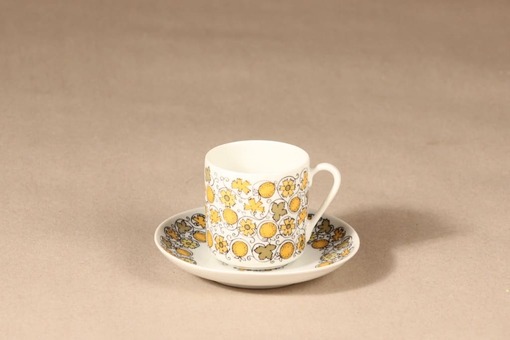 Arabia Juhla kahvikuppi, suunnittelija tuntematon, serikuva, kukka, hedelmä