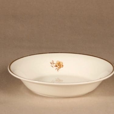 Arabia Myrna lautanen, syvä, suunnittelija Olga Osol, syvä, kulta, kukkakuvio