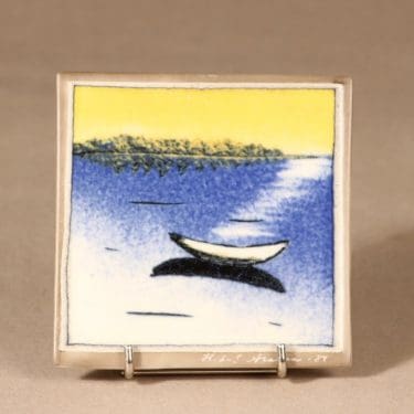 Arabia seinälaatta Vene aamuauringossa design Heljä Liukko-Sundström